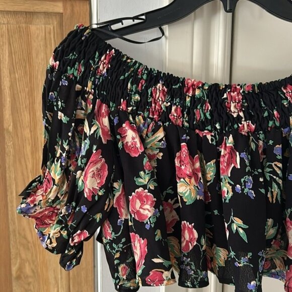 NWT FREE PEOPLE black floral off shoulder top - Picture 3 of 10